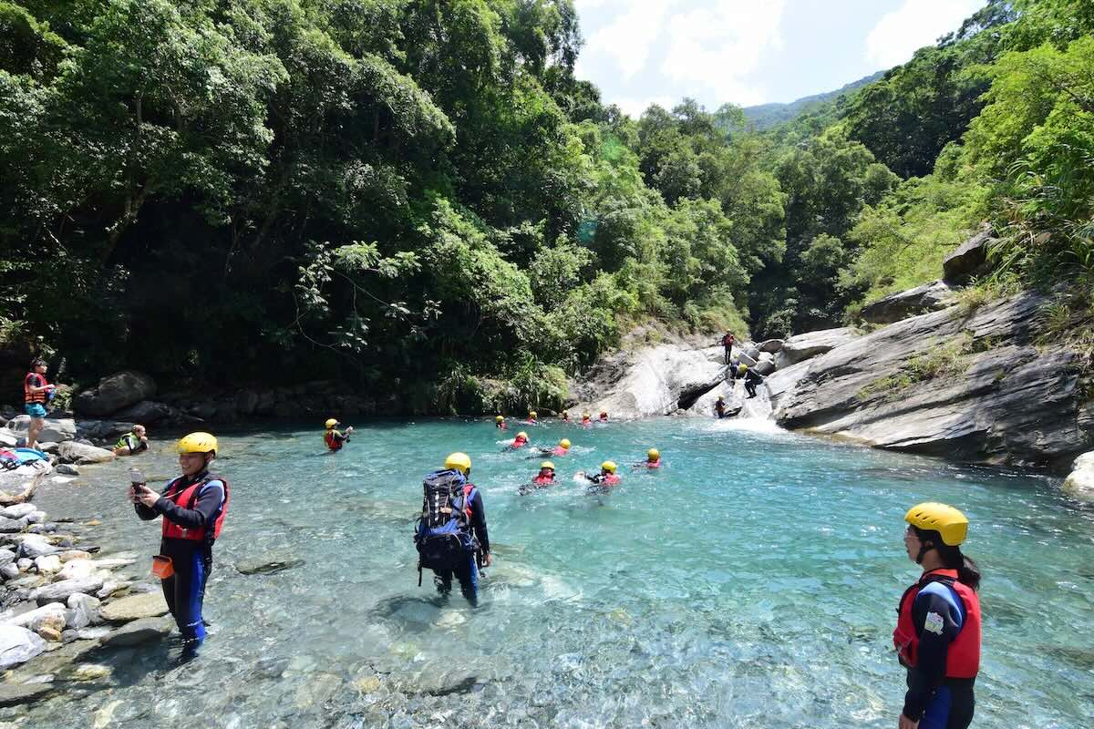 翡翠谷半日溯溪暫停開放，好野人推薦改報砂婆礑或白鮑溪
